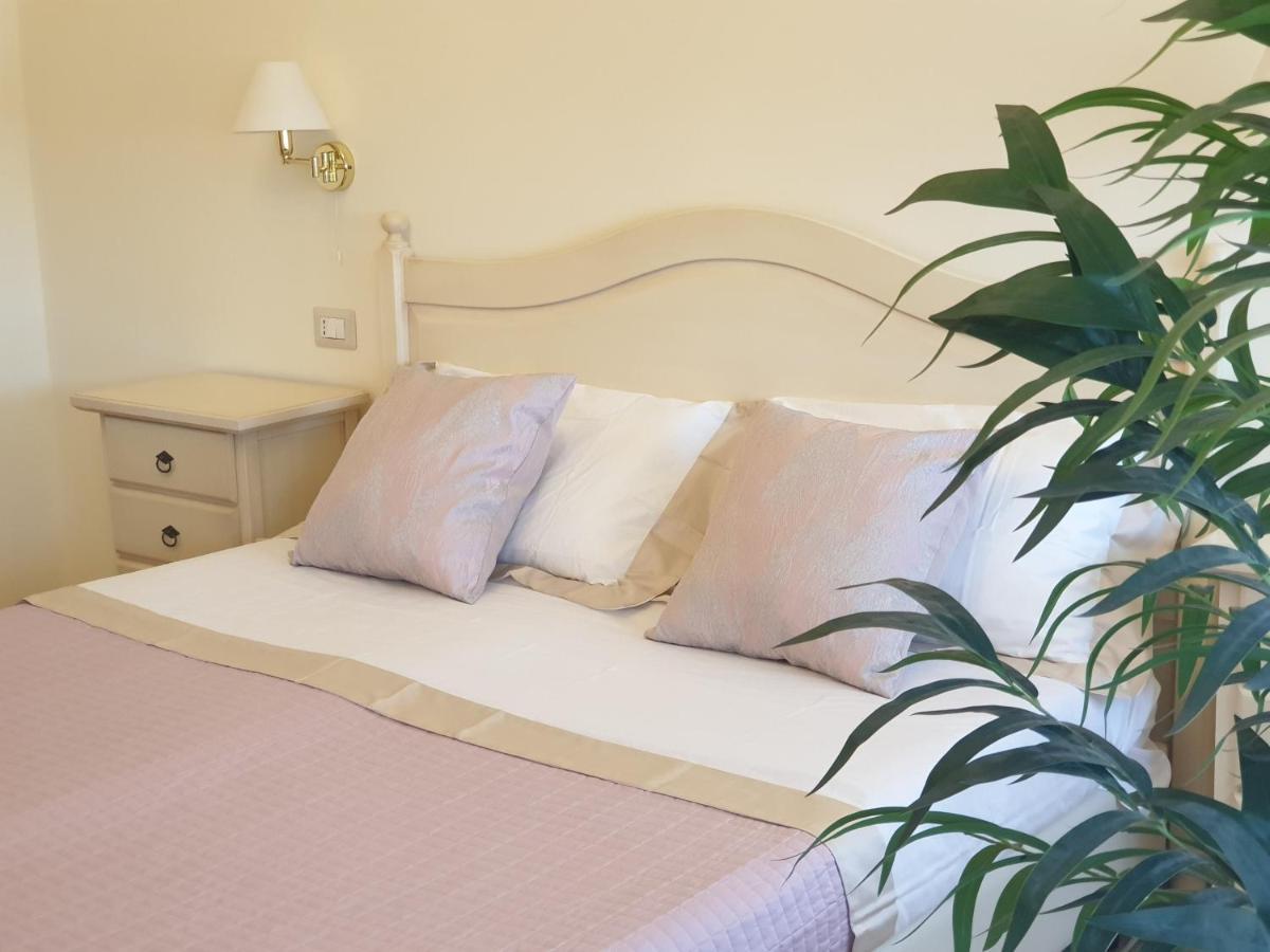 Il Castello Guest House Sassari Exterior photo