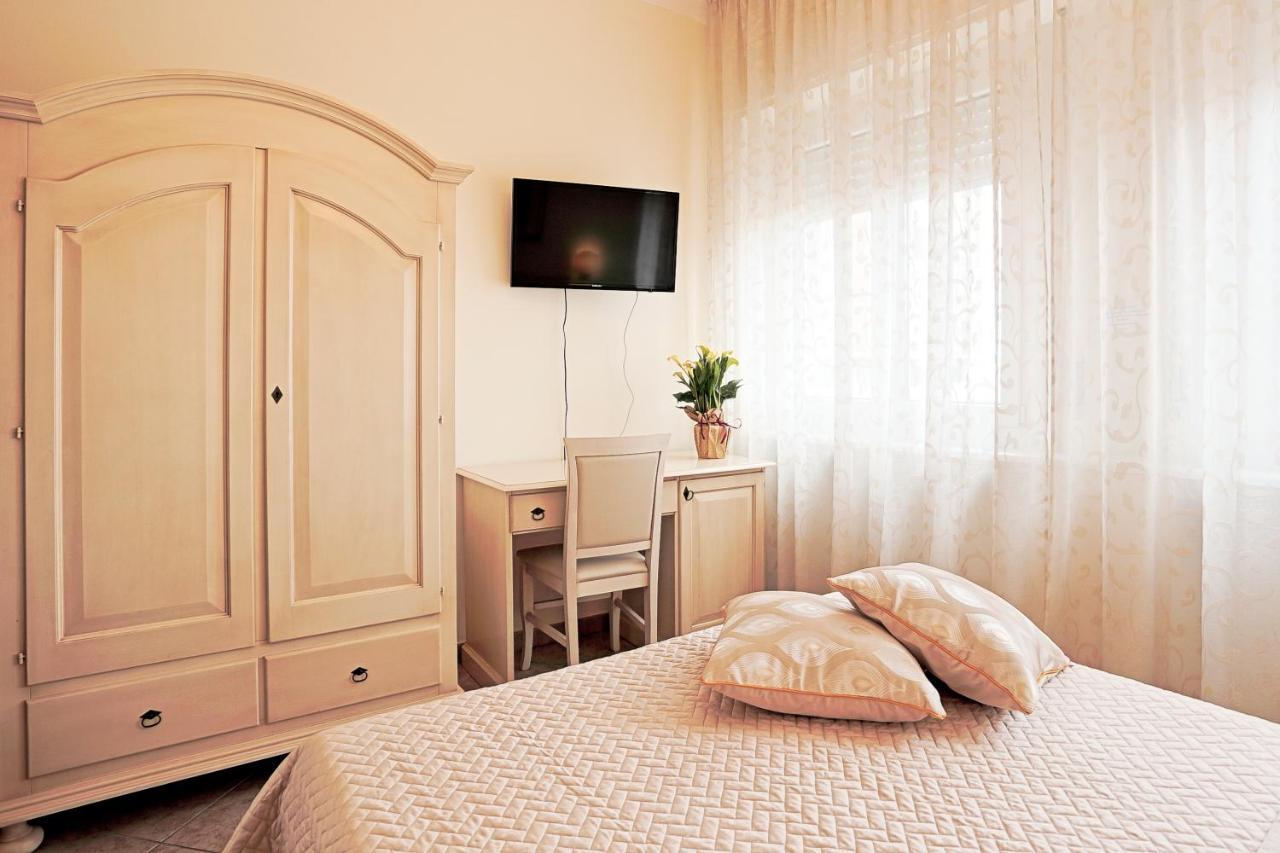 Il Castello Guest House Sassari Exterior photo