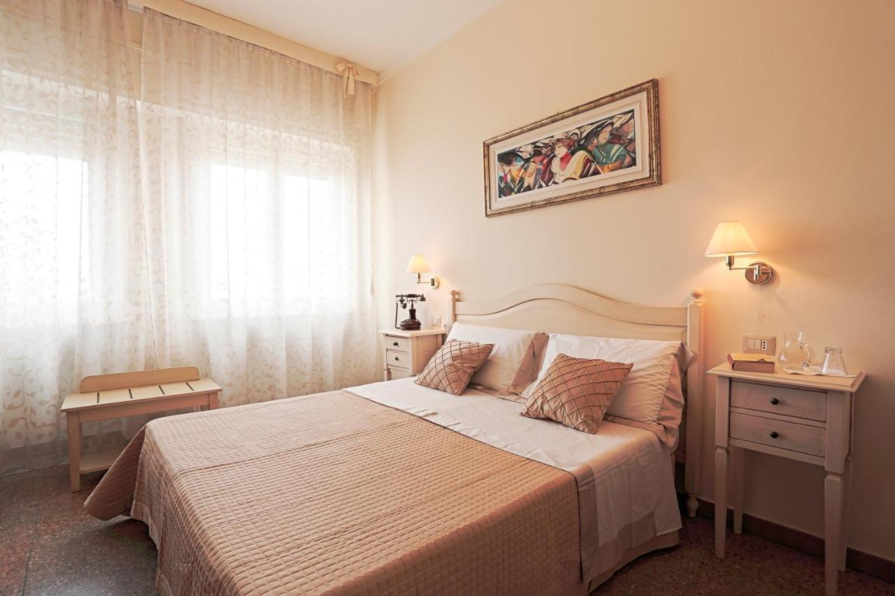 Il Castello Guest House Sassari Exterior photo