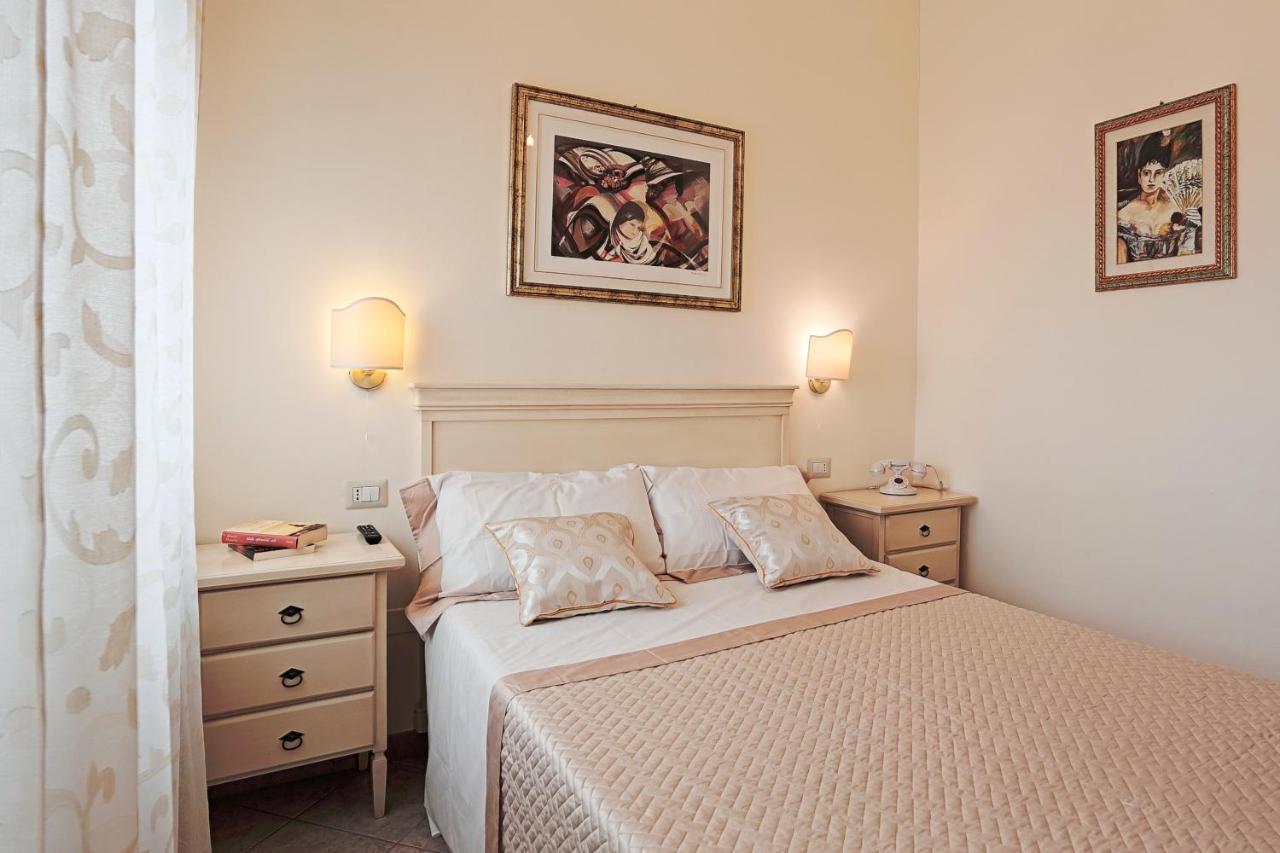 Il Castello Guest House Sassari Exterior photo